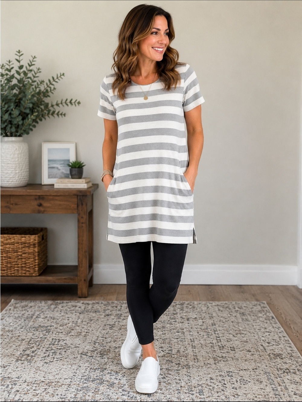 Wish List Gray & Cream Striped Tunic Top Large Short Sleeve Pockets